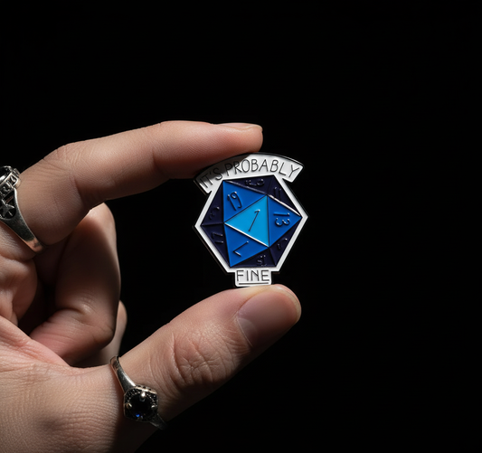D20 Pin i hand